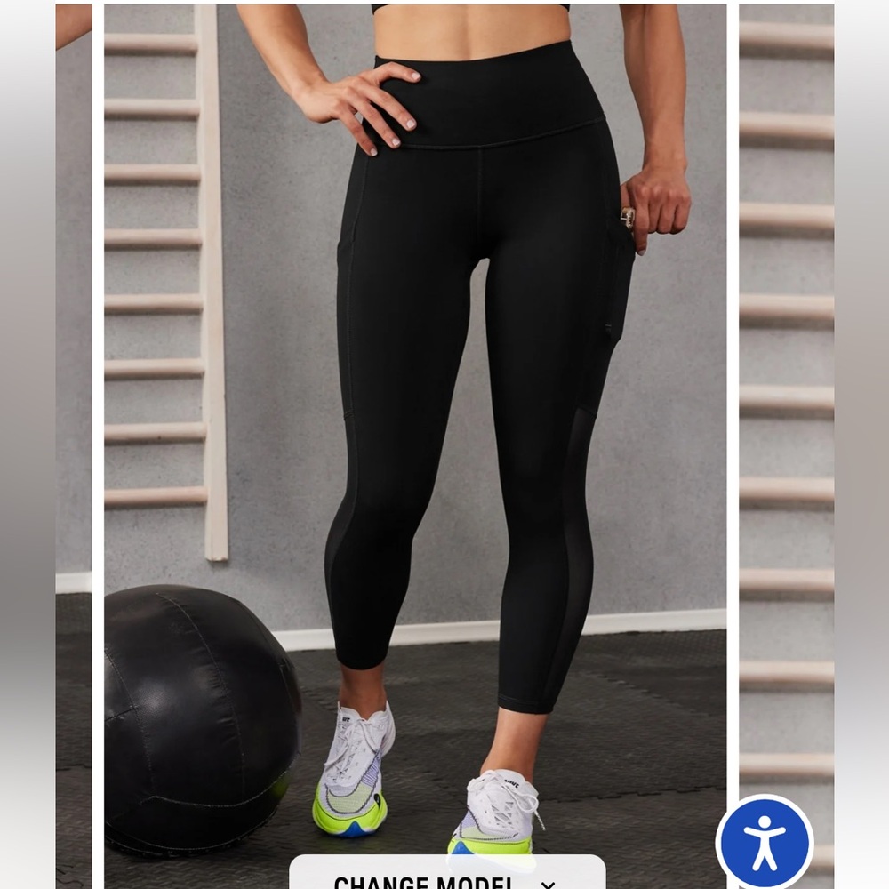 NWT On-The-Go PowerHold® High-Waisted Capri